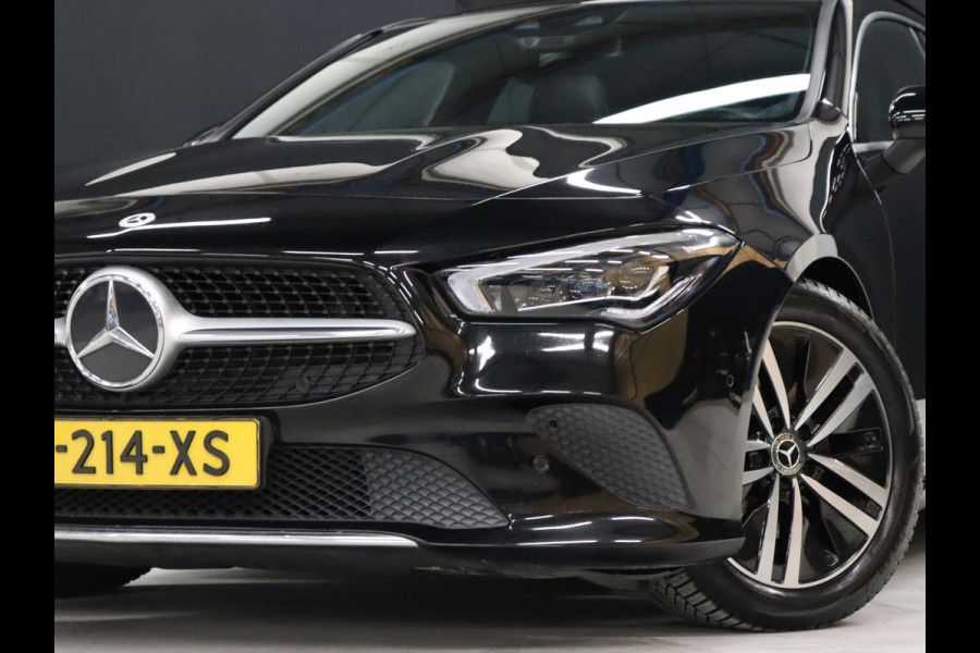 Mercedes-Benz CLA-Klasse Shooting Brake 200 Business Solution Luxury [CARPLAY, CRUISE CONTROL,SCHUIFKANTELDAK,  SFEERVERLICHTING, DIGITAL DASH, TREKHAAK, MEMORY SEATS, STOELVERWARMING, CAMERA + PDC, MERCEDES-BENZ KOPLAMPEN, VOL LEDER, NAVIGATIE, NIEUWSTAAT]