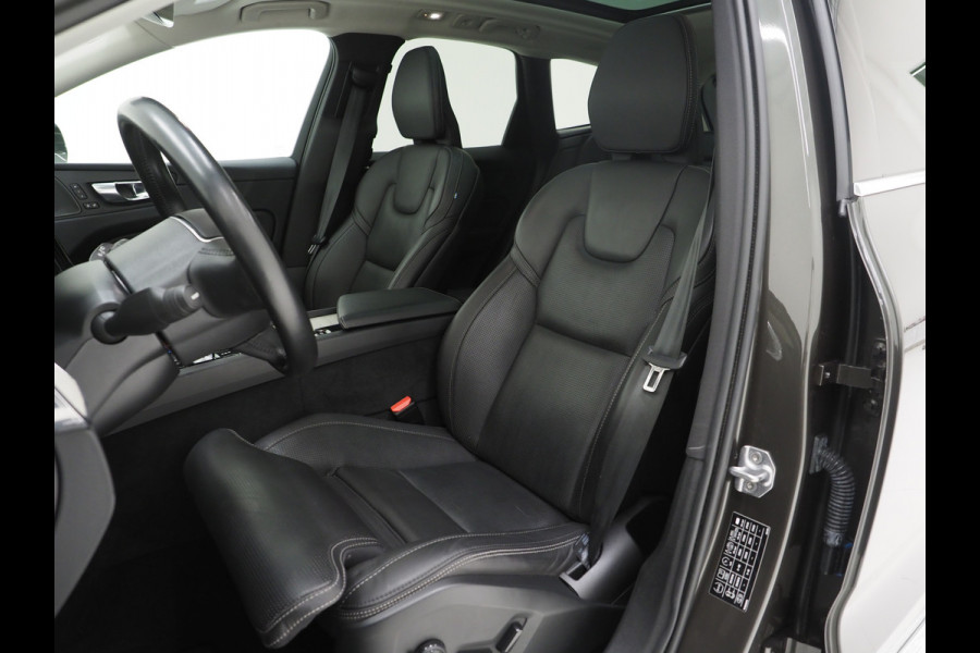 Volvo XC60 2.0 T8 Plug-in hybrid AWD Inscription | Panoramadak | Pilot Assist | Harman/Kardon | 360 | Head Up | Trekhaak