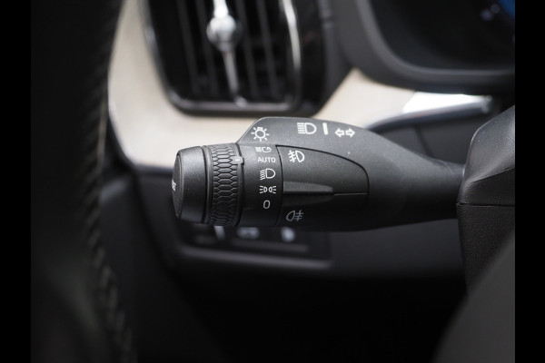 Volvo XC60 2.0 T8 Plug-in hybrid AWD Inscription | Panoramadak | Pilot Assist | Harman/Kardon | 360 | Head Up | Trekhaak