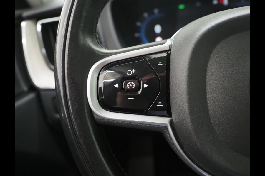 Volvo XC60 2.0 T8 Plug-in hybrid AWD Inscription | Panoramadak | Pilot Assist | Harman/Kardon | 360 | Head Up | Trekhaak