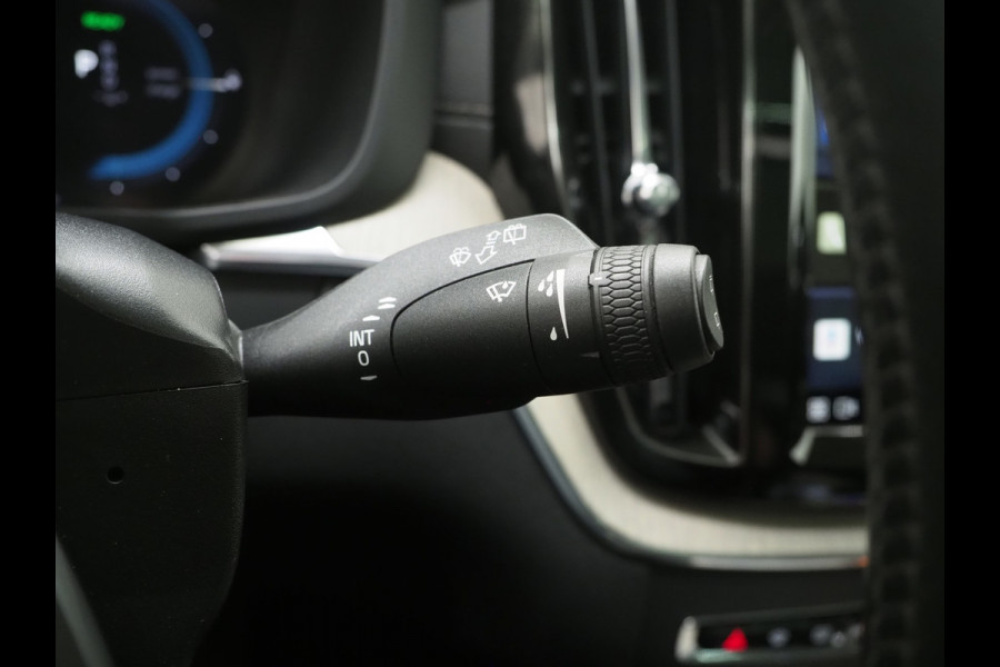 Volvo XC60 2.0 T8 Plug-in hybrid AWD Inscription | Panoramadak | Pilot Assist | Harman/Kardon | 360 | Head Up | Trekhaak