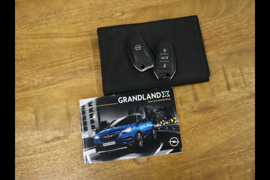 Opel Grandland X 1.2 Turbo Business Executive [PANORAMADAK, TREKHAAK, CRUISE CONTROL, CARPLAY, SENSOREN V+A, DENON AUDIO, CLIMATE CONTROL, ELEKTRISCHE ACHTERKLEP, NAVIGATIE, NIEUWSTAAT]
