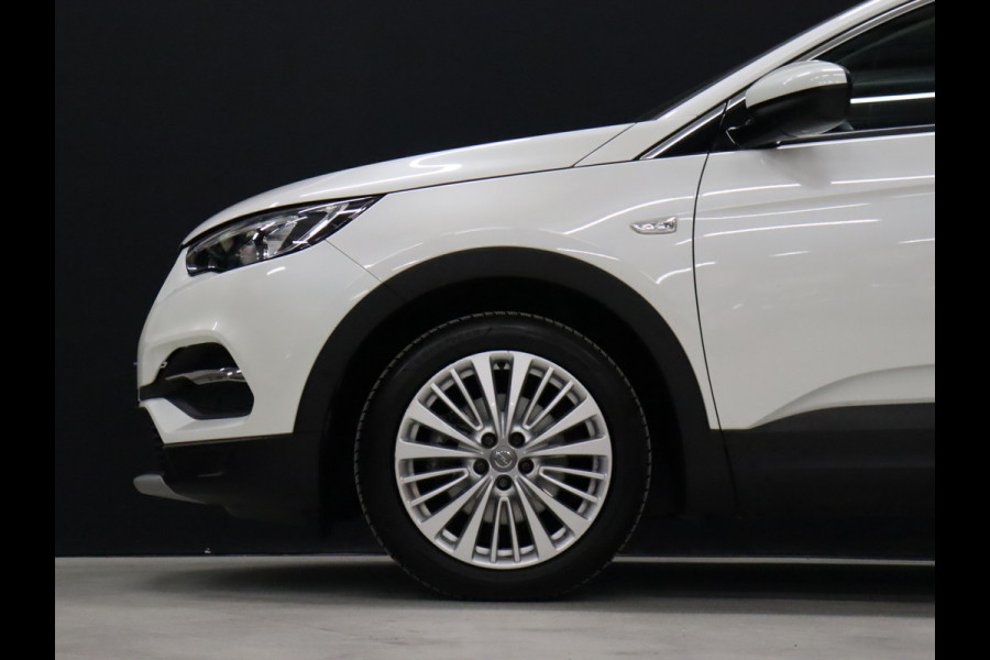 Opel Grandland X 1.2 Turbo Business Executive [PANORAMADAK, TREKHAAK, CRUISE CONTROL, CARPLAY, SENSOREN V+A, DENON AUDIO, CLIMATE CONTROL, ELEKTRISCHE ACHTERKLEP, NAVIGATIE, NIEUWSTAAT]