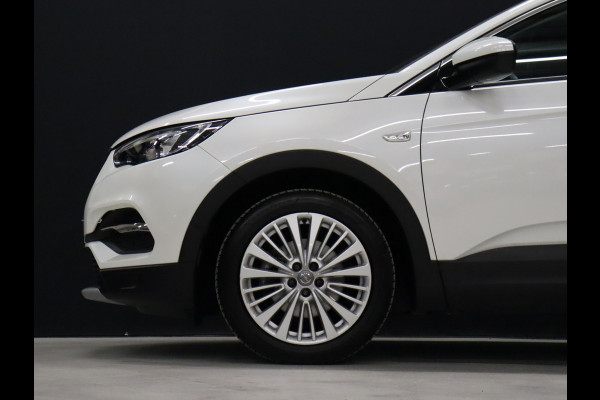 Opel Grandland X 1.2 Turbo Business Executive [PANORAMADAK, TREKHAAK, CRUISE CONTROL, CARPLAY, SENSOREN V+A, DENON AUDIO, CLIMATE CONTROL, ELEKTRISCHE ACHTERKLEP, NAVIGATIE, NIEUWSTAAT]