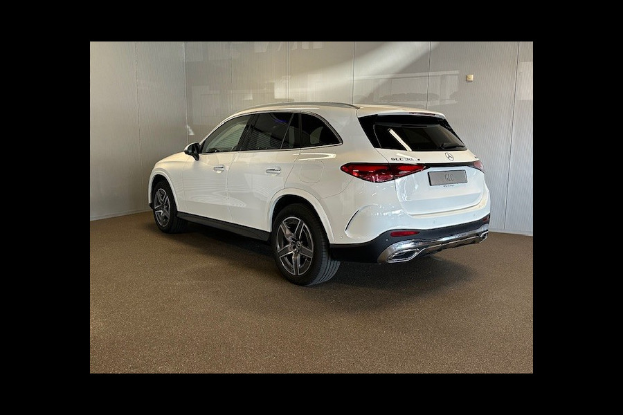Mercedes-Benz GLC 300e 4 Matic AMG STYLING-PANORAMADAK-MEMORY-TREKHAAK-CAMERA-ZEER COMPLEET