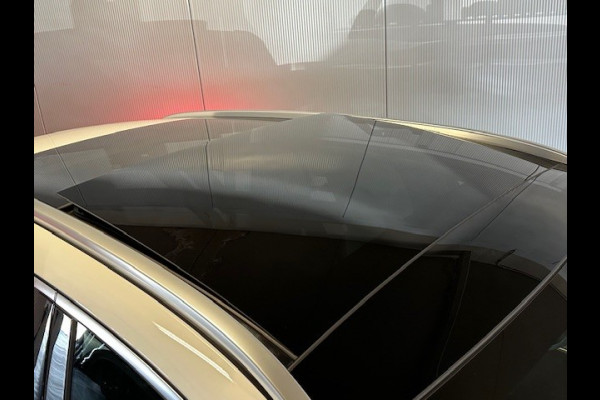 Mercedes-Benz GLC 300e 4 Matic AMG STYLING-PANORAMADAK-MEMORY-TREKHAAK-CAMERA-ZEER COMPLEET