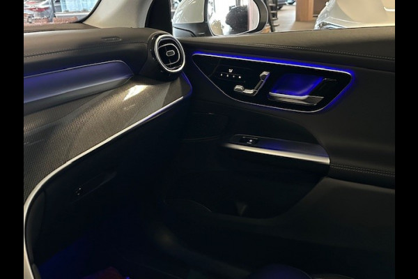 Mercedes-Benz GLC 300e 4 Matic AMG STYLING-PANORAMADAK-MEMORY-TREKHAAK-CAMERA-ZEER COMPLEET