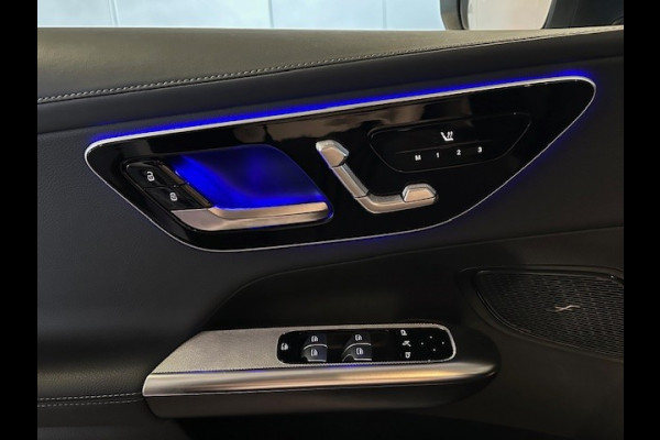 Mercedes-Benz GLC 300e 4 Matic AMG STYLING-PANORAMADAK-MEMORY-TREKHAAK-CAMERA-ZEER COMPLEET