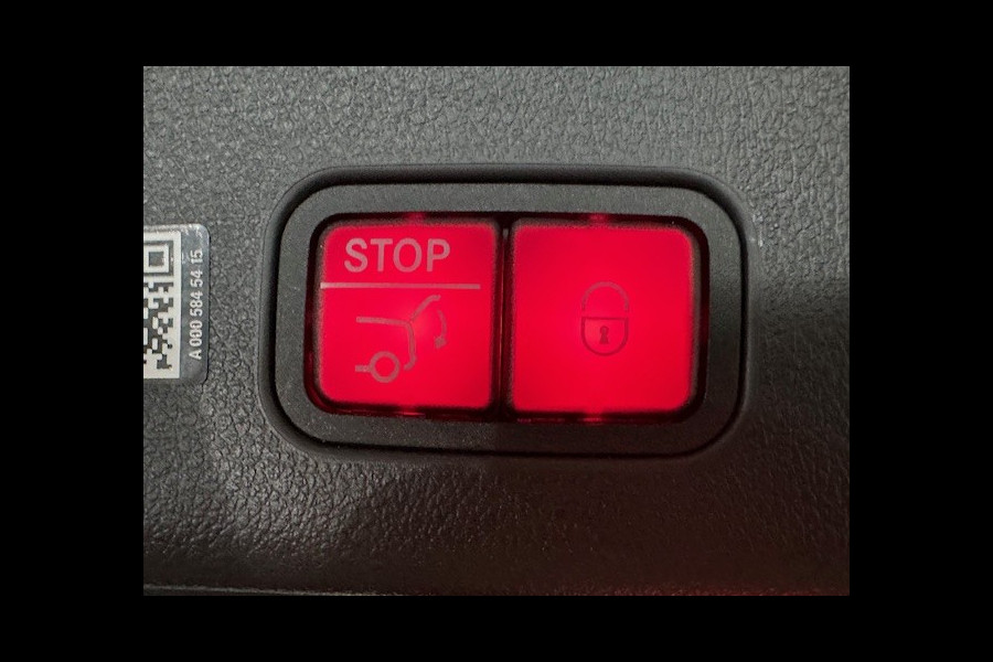 Mercedes-Benz GLC 300e 4 Matic AMG STYLING-PANORAMADAK-MEMORY-TREKHAAK-CAMERA-ZEER COMPLEET