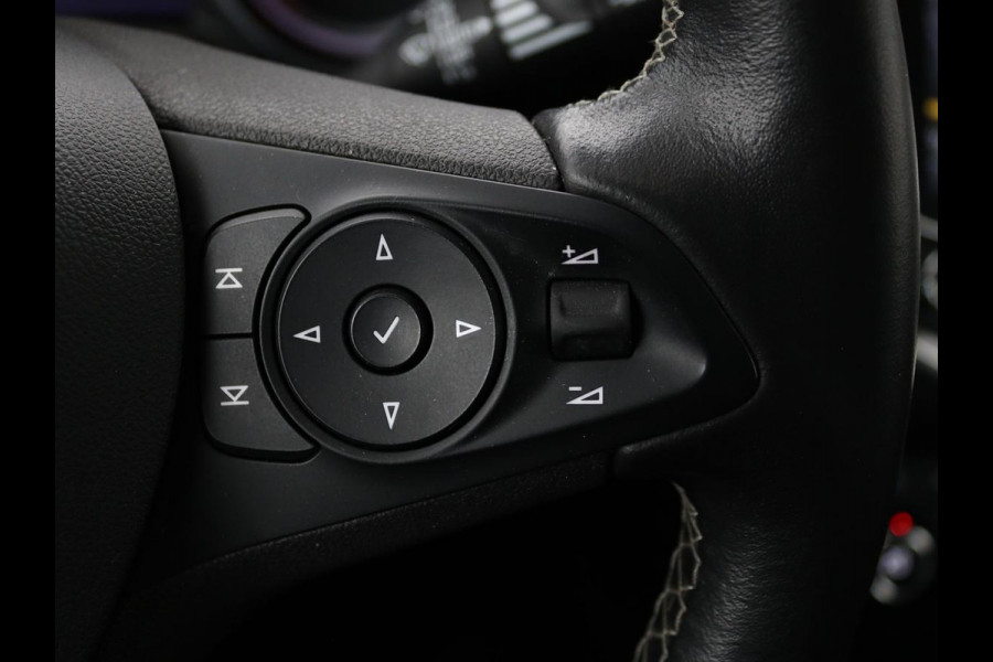 Opel Astra Sports Tourer 1.4 Innovation | Trekhaak | Apple Carplay | Achteruitrijcamera | Cruise Control | Navigatie | Dodehoek Detectie | DAB | LMV
