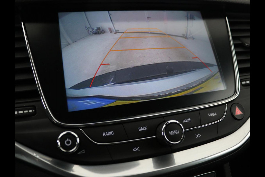 Opel Astra Sports Tourer 1.4 Innovation | Trekhaak | Apple Carplay | Achteruitrijcamera | Cruise Control | Navigatie | Dodehoek Detectie | DAB | LMV