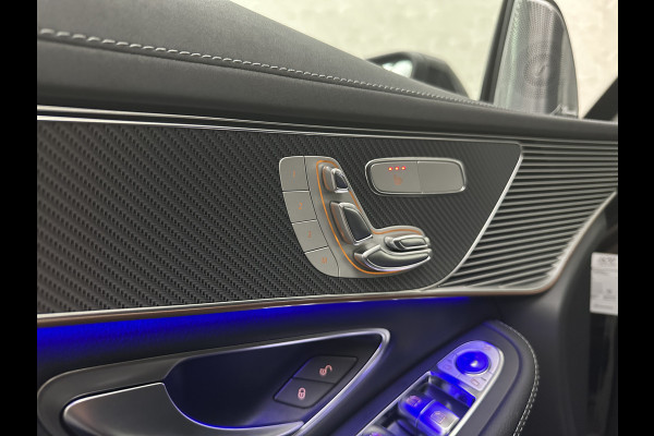 Mercedes-Benz EQC 400 4MATIC AMG-Line 80 kWh | 360 Camera | Distronic + | Schuifdak | Burmester | Keyless-Go | Trekhaak | Memory | Carbon | Zwarte Sierlijsten | Sfeerverlichting | Carplay | Getint Glas | Widescreen | LED | 19'' |