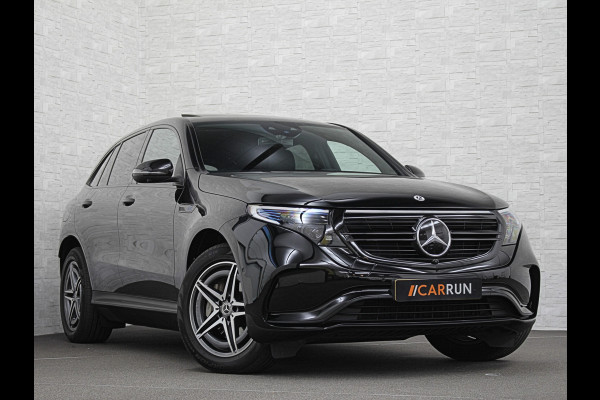 Mercedes-Benz EQC 400 4MATIC AMG-Line 80 kWh | 360 Camera | Distronic + | Schuifdak | Burmester | Keyless-Go | Trekhaak | Memory | Carbon | Zwarte Sierlijsten | Sfeerverlichting | Carplay | Getint Glas | Widescreen | LED | 19'' |