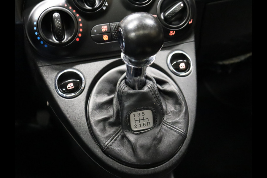 Fiat 500 0.9 TwinAir Turbo Sport [CAMERA, PANORAMADAK, CRUISE CONTROL, MULTIFUNCTIONEEL STUURWIEL, NAVIGATIE, NIEUWSTAAT]