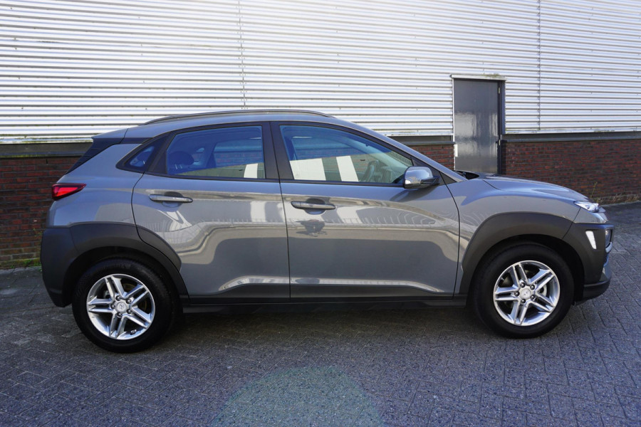 Hyundai Kona 1.0 T-GDI 120PK/Navigatie/LED/ECC/Cruisecontrol/ Rijklaarprijs Incl. Garantie.
