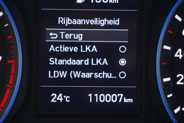 Hyundai Kona 1.0 T-GDI 120PK/Navigatie/LED/ECC/Cruisecontrol/ Rijklaarprijs Incl. Garantie.