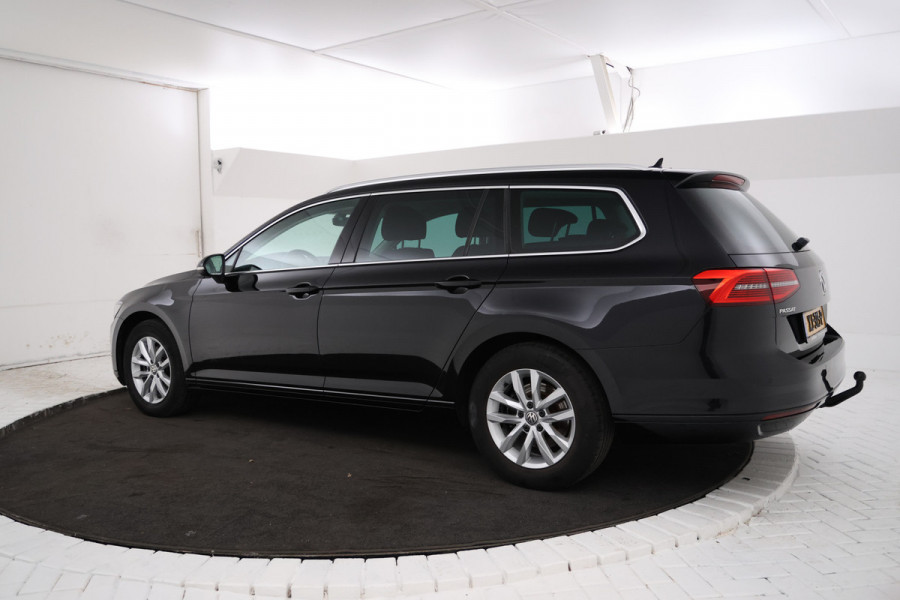 Volkswagen Passat Variant 1.6 TDI Comfortline Business Automaat, Navigatie, Climate, Trekhaak,