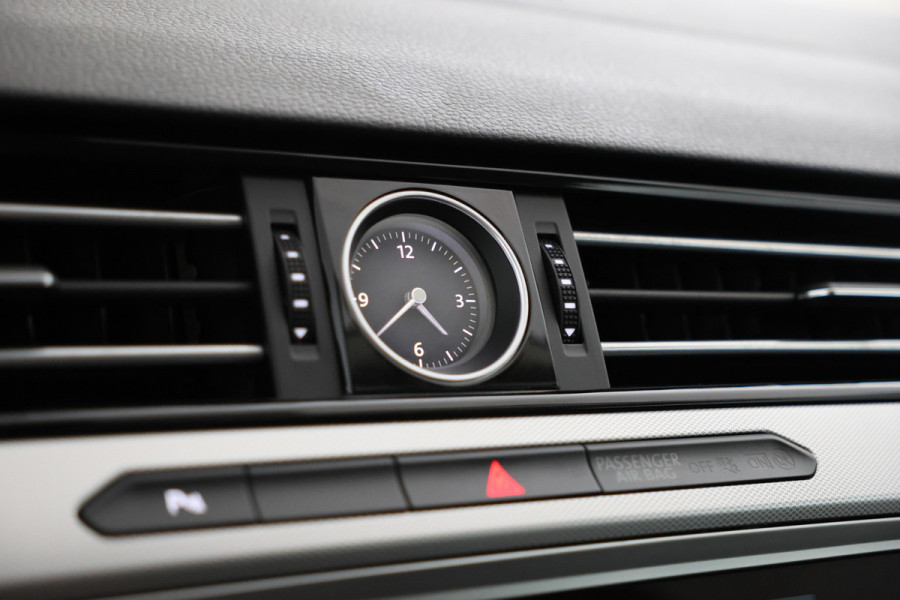 Volkswagen Passat Variant 1.6 TDI Comfortline Business Automaat, Navigatie, Climate, Trekhaak,