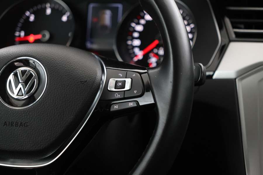 Volkswagen Passat Variant 1.6 TDI Comfortline Business Automaat, Navigatie, Climate, Trekhaak,