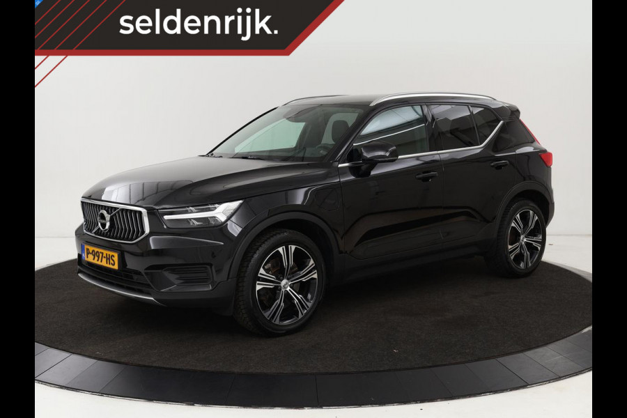Volvo XC40 1.5 T4 Recharge Inscription | Trekhaak | Apple Carplay | Cruise Control Adaptief | Grootlichtassistent | keyless entry | DAB | LMV 19