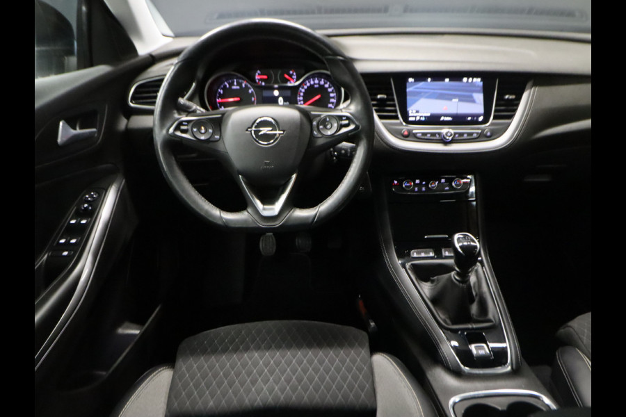 Opel Grandland X 1.2 Turbo Business Elegance [CARPLAY, CRUISE CONTROL, CAMERA, TREKHAAK, STUUR EN STOEL VERWARMING, DENON GELUIDSINSTALLATIE, NAVIGATIE, NIEUWSTAAT]