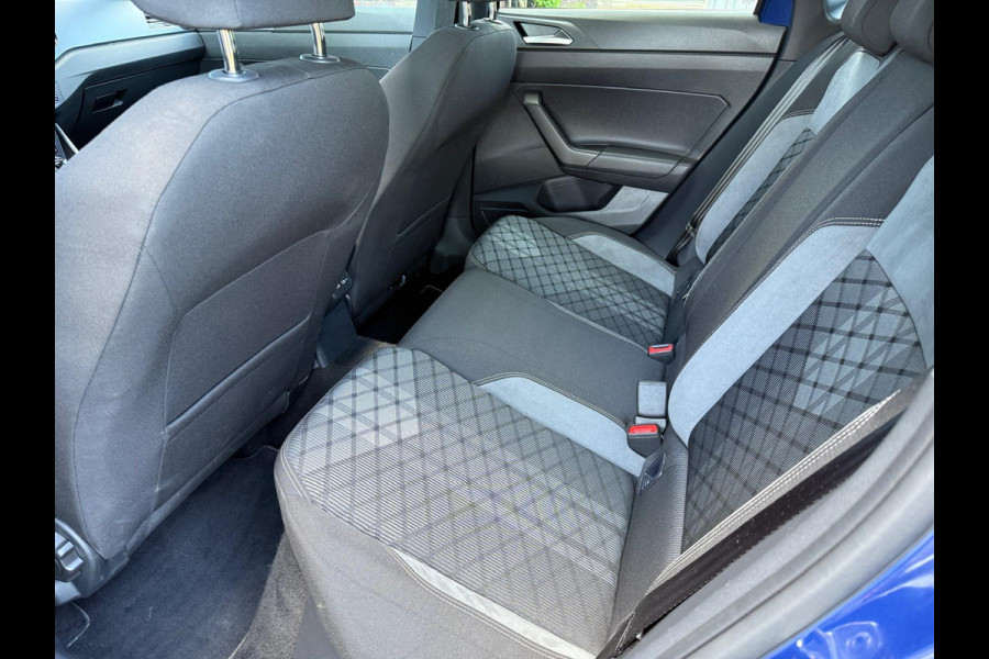 Volkswagen Polo 1.0 TSI R-Line Business - Automaat - Navi - Panoramadak - Virt.Cockpit - Climate