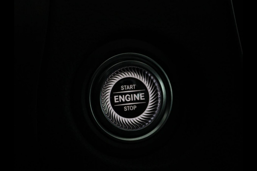 Mercedes-Benz C-Klasse Estate 200 d Business Solution AMG | Trekhaak | AMG-styling | Achteruitrijcamera | Navi | Cruise Control | Stoelverwarming | LMV 18