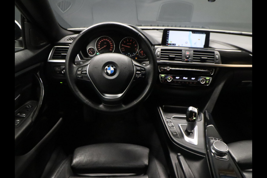 BMW 4 Serie Gran Coupé 420i High Executive [CARPLAY, PDC V+A, ELEK.. ACHTERKLEP, HARMAN KARDON AUDIOINSTALLATIE, STUUR EN STOELVERWARMING,  TREKHAAK, VOL LEDER, NAVIGATIE, NIEUWSTAAT]