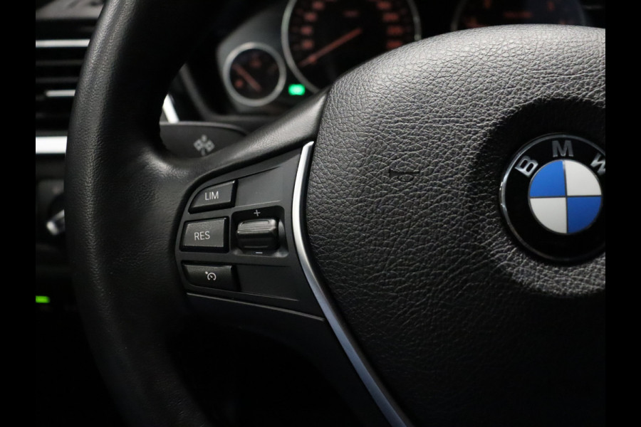 BMW 4 Serie Gran Coupé 420i High Executive [CARPLAY, PDC V+A, ELEK.. ACHTERKLEP, HARMAN KARDON AUDIOINSTALLATIE, STUUR EN STOELVERWARMING,  TREKHAAK, VOL LEDER, NAVIGATIE, NIEUWSTAAT]
