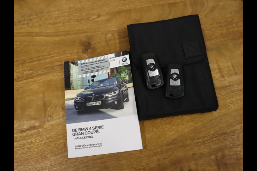 BMW 4 Serie Gran Coupé 420i High Executive [CARPLAY, PDC V+A, ELEK.. ACHTERKLEP, HARMAN KARDON AUDIOINSTALLATIE, STUUR EN STOELVERWARMING,  TREKHAAK, VOL LEDER, NAVIGATIE, NIEUWSTAAT]
