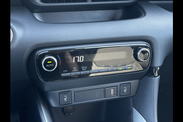 Toyota Yaris 1.5 Hybrid Team D | ACC | Carplay | Camera | LED