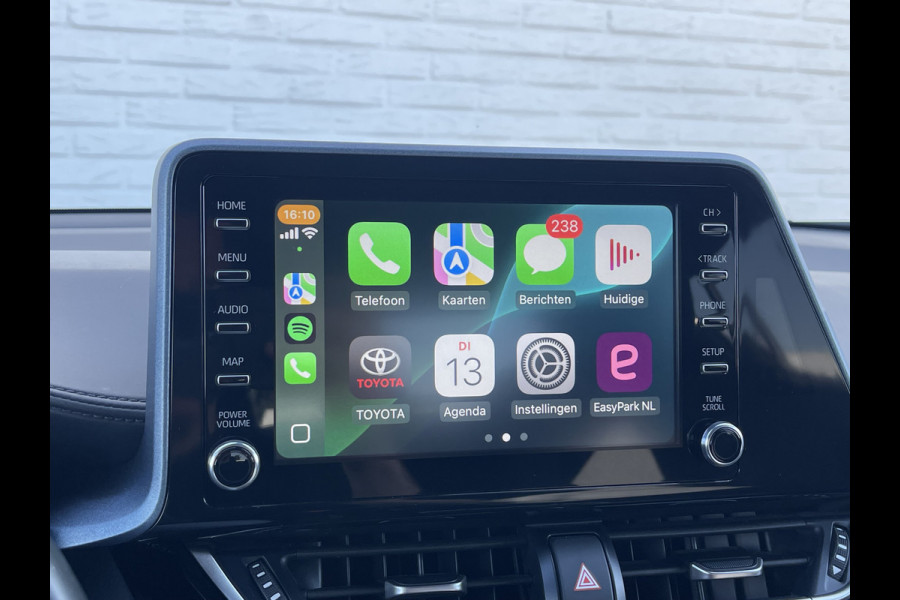 Toyota C-HR 2.0 Hybrid Team D | CarPlay | Parelmoer | Camera | ACC | LED | DAB+ | Keyless | 18 inch