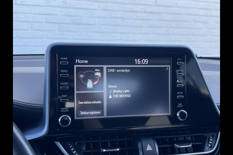 Toyota C-HR 2.0 Hybrid Team D | CarPlay | Parelmoer | Camera | ACC | LED | DAB+ | Keyless | 18 inch