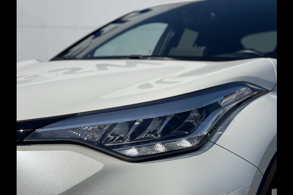 Toyota C-HR 2.0 Hybrid Team D | CarPlay | Parelmoer | Camera | ACC | LED | DAB+ | Keyless | 18 inch