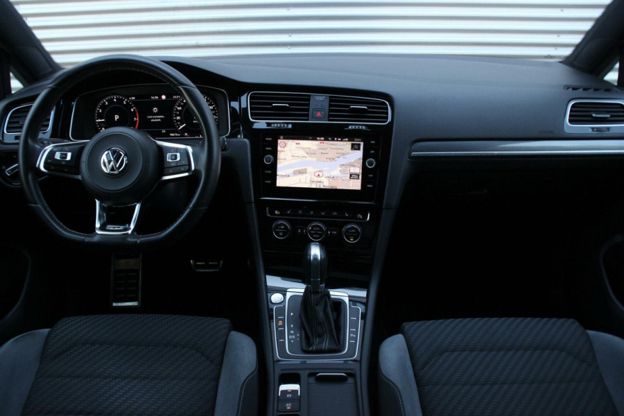 Volkswagen Golf 7.5 - 1.5 TSI 2x R Line 150 PK Automaat |PANORAMADAK, VIRTUAL, CRUISE, STOELVERWARMING, CAMERA, LED, PDC|