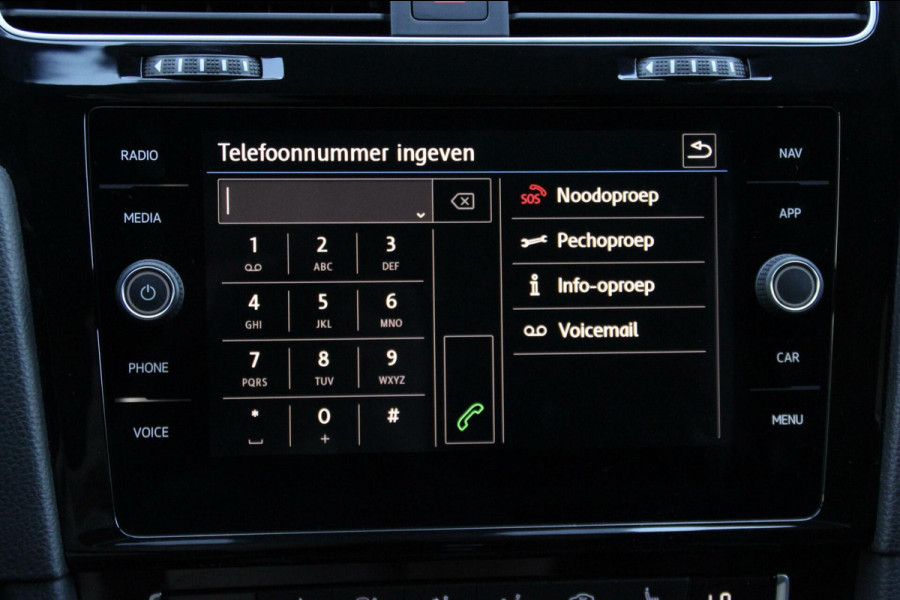 Volkswagen Golf 7.5 - 1.5 TSI 2x R Line 150 PK Automaat |PANORAMADAK, VIRTUAL, CRUISE, STOELVERWARMING, CAMERA, LED, PDC|