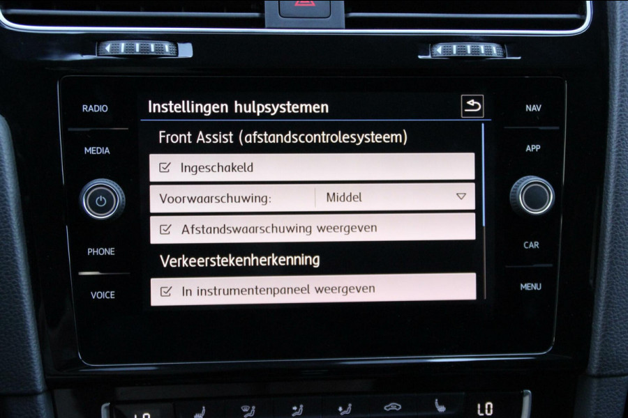 Volkswagen Golf 7.5 - 1.5 TSI 2x R Line 150 PK Automaat |PANORAMADAK, VIRTUAL, CRUISE, STOELVERWARMING, CAMERA, LED, PDC|