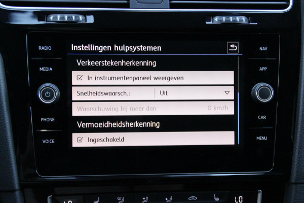 Volkswagen Golf 7.5 - 1.5 TSI 2x R Line 150 PK Automaat |PANORAMADAK, VIRTUAL, CRUISE, STOELVERWARMING, CAMERA, LED, PDC|
