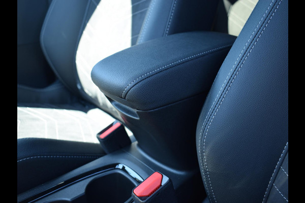 Opel Corsa 1.2 Turbo Hybrid GS | CAMERA + SENSOREN | STOELVERWARMING + MASSAGE | KEYLESS