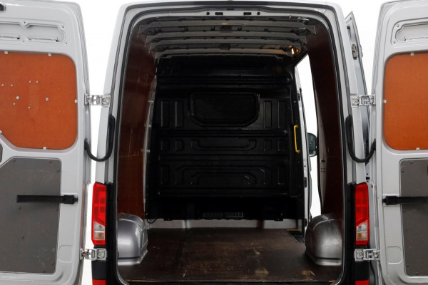 Volkswagen Crafter 35 2.0 TDI 140pk E6 L3H3 (L2H2) Comfortline Airco/Navi/Camera 02-2019