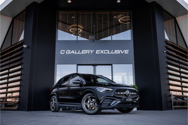 Mercedes-Benz GLA 180 AMG Line - Panorama | Elek. Trekhaak | ACC | Camera