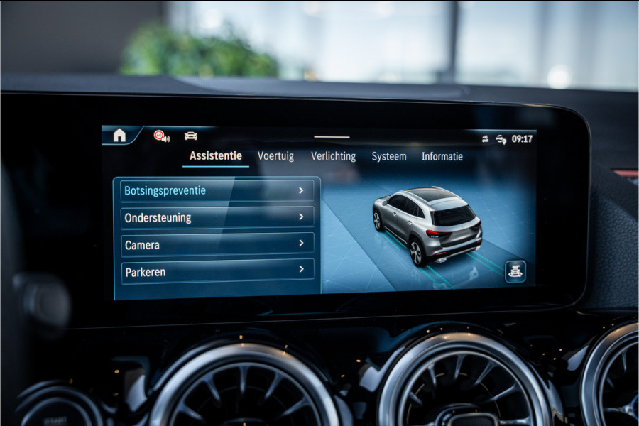 Mercedes-Benz GLA 180 AMG Line - Panorama | Elek. Trekhaak | ACC | Camera