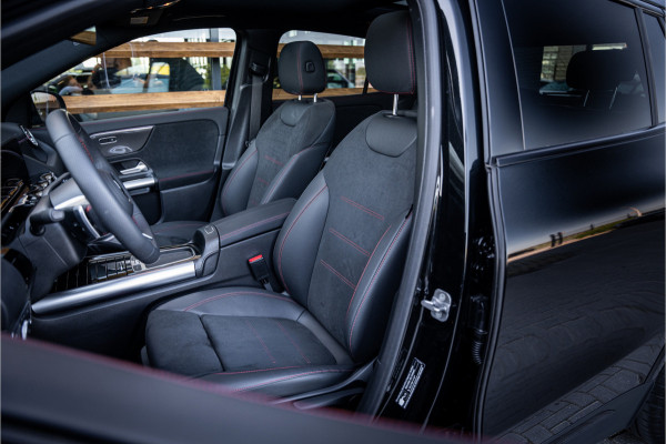 Mercedes-Benz GLA 180 AMG Line - Panorama | Elek. Trekhaak | ACC | Camera