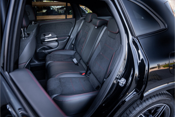 Mercedes-Benz GLA 180 AMG Line - Panorama | Elek. Trekhaak | ACC | Camera