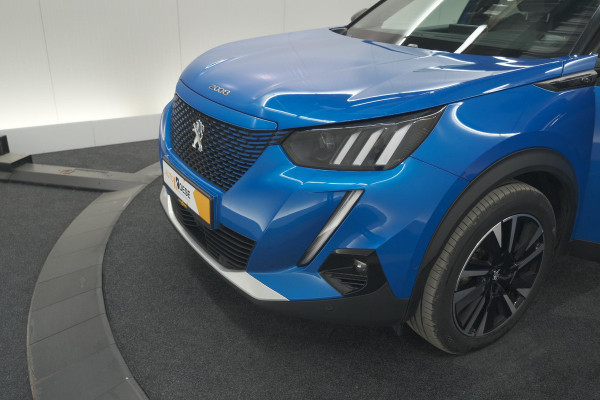 Peugeot e-2008 EV GT 50 kWh | Adaptieve Cruise Control | Camera | Navigatie | Dodehoekdetectie