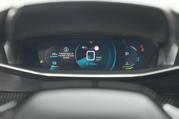 Peugeot e-2008 EV GT 50 kWh | Adaptieve Cruise Control | Camera | Navigatie | Dodehoekdetectie
