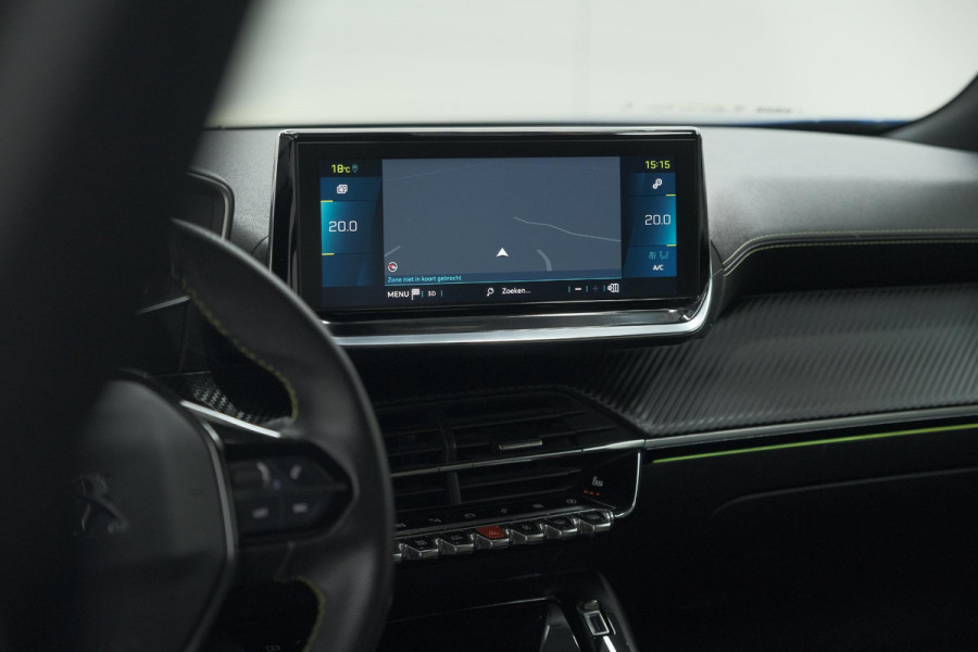 Peugeot e-2008 EV GT 50 kWh | Adaptieve Cruise Control | Camera | Navigatie | Dodehoekdetectie
