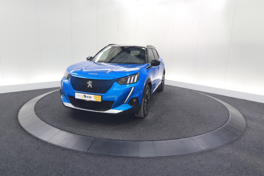 Peugeot e-2008 EV GT 50 kWh | Adaptieve Cruise Control | Camera | Navigatie | Dodehoekdetectie