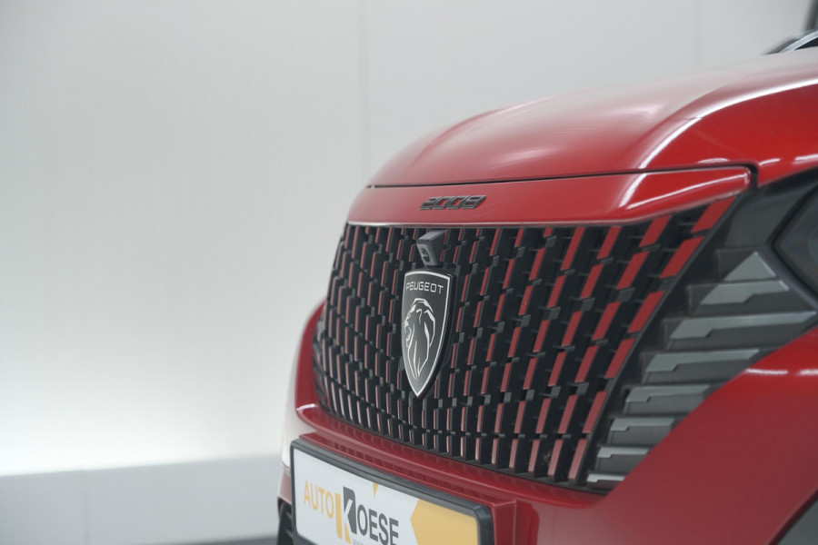 Peugeot 2008 PureTech 130 EAT8 GT | 360 Camera | Dodehoekdetectie | Navigatie | Apple Carplay