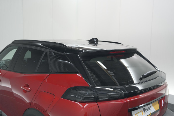 Peugeot 2008 PureTech 130 EAT8 GT | 360 Camera | Dodehoekdetectie | Navigatie | Apple Carplay